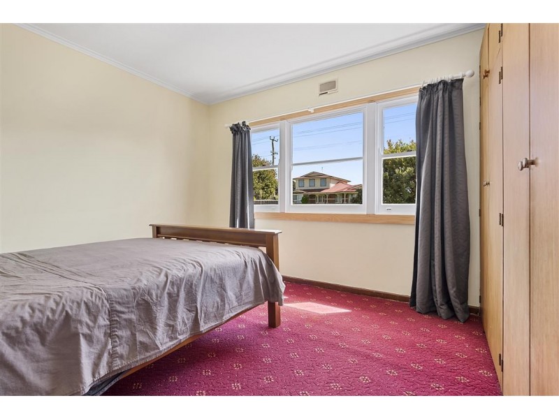 83 Pine Road, Penguin TAS 7316