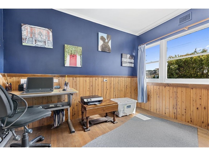 83 Pine Road, Penguin TAS 7316