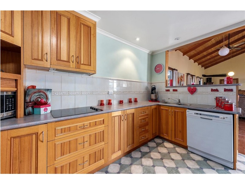 2 Finch Street, Ulverstone TAS 7315