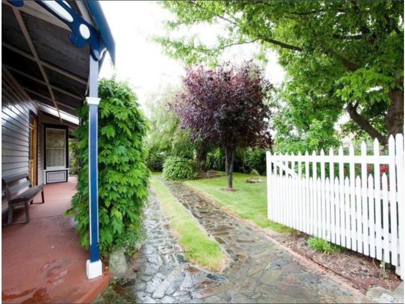 2 Finch Street, Ulverstone TAS 7315