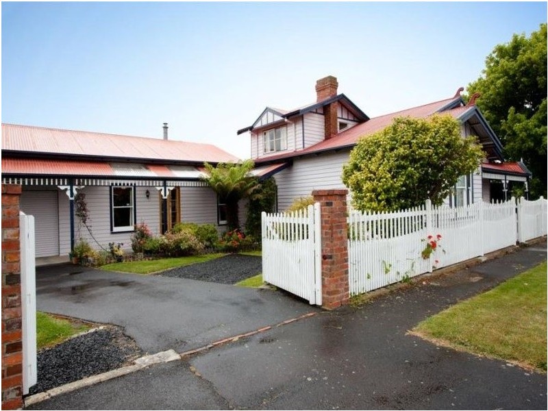 2 Finch Street, Ulverstone TAS 7315