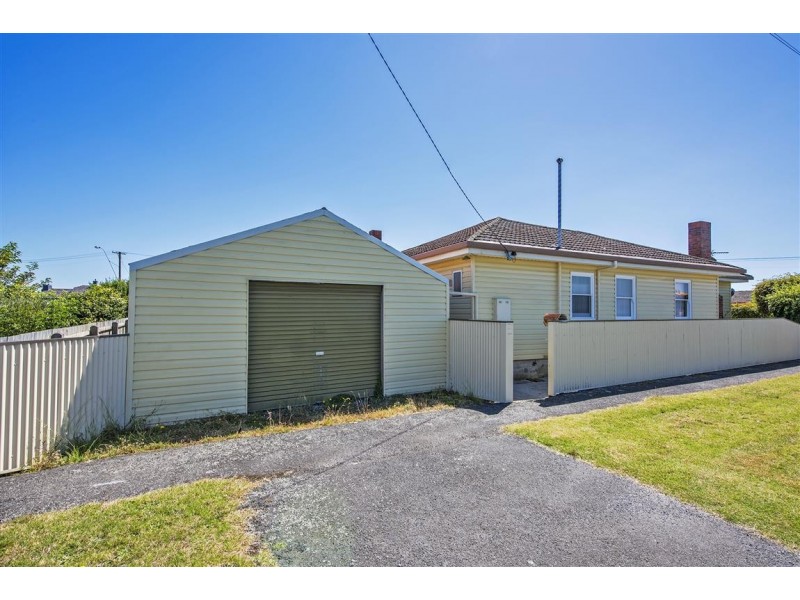 1 Hobbs Parade, West Ulverstone TAS 7315