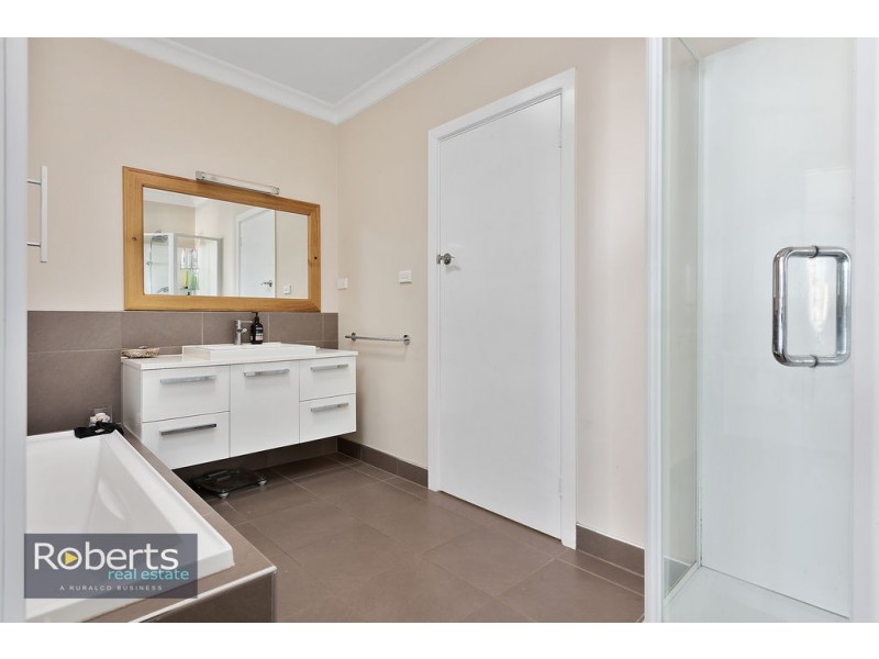 27 Heathcote Street, Ulverstone TAS 7315