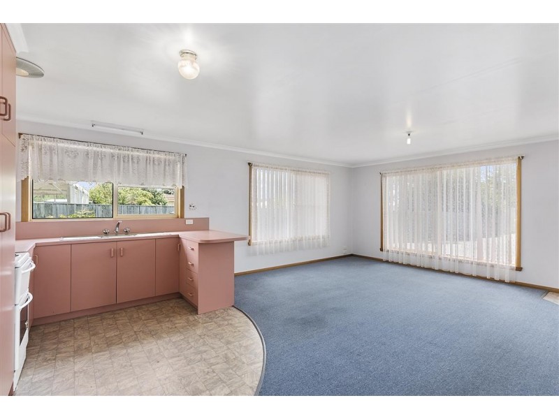 2/3 Riverside Avenue, Ulverstone TAS 7315