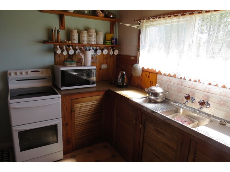 160 Cradle Mountain Road, Wilmot TAS 7310