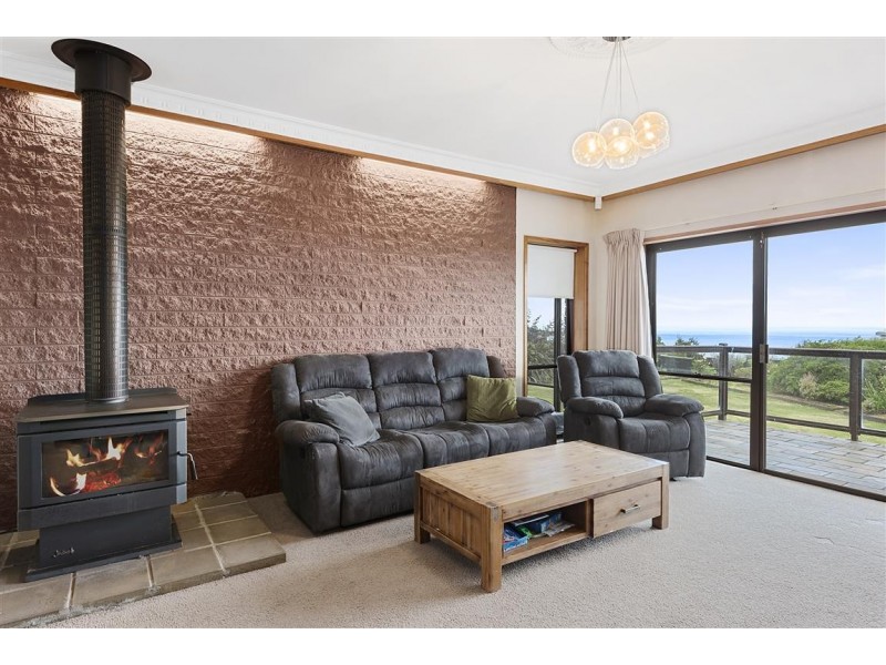 2 Vista Court, West Ulverstone TAS 7315