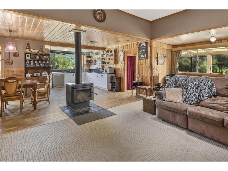 1484 Gunns Plains Road, Gunns Plains TAS 7315