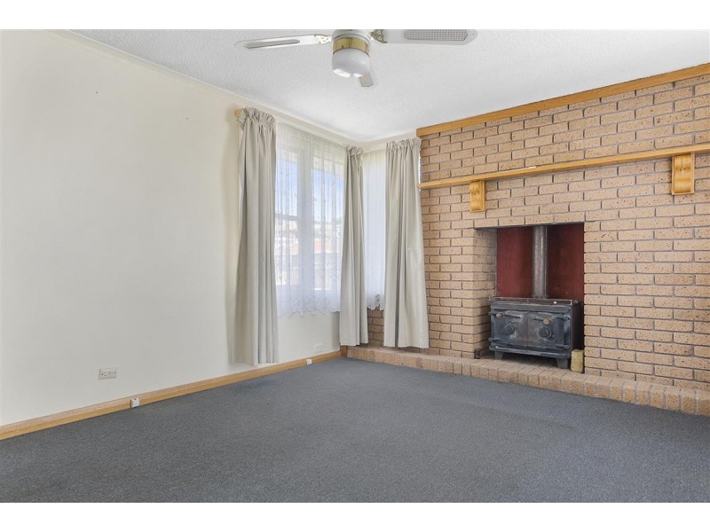 33 McCulloch Street, Ulverstone TAS 7315