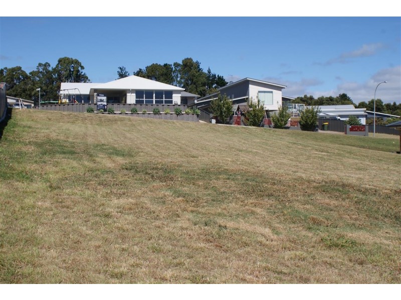 15 Southern Cross Drive, Ulverstone TAS 7315