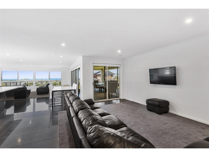 18 Southern Cross Drive, Ulverstone TAS 7315