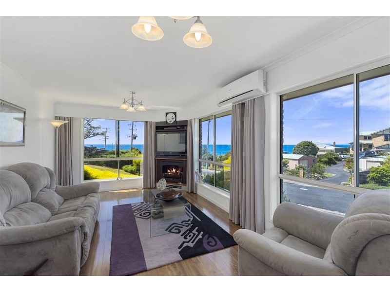 2 Kelvin Street, Penguin TAS 7316
