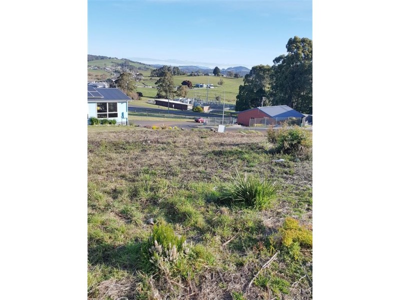 12 Wadecliff Rise, Ulverstone TAS 7315