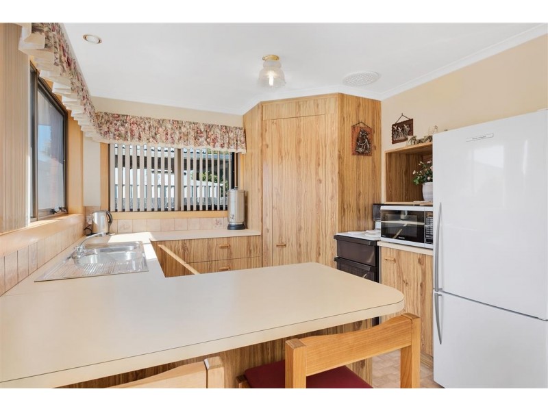 2/13 Amber Court, Ulverstone TAS 7315