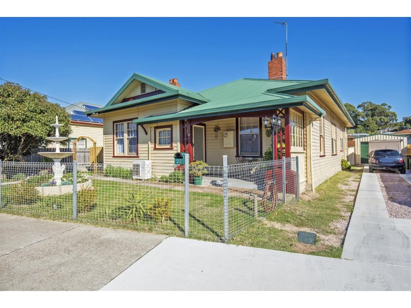 25 Queen Street, West Ulverstone TAS 7315