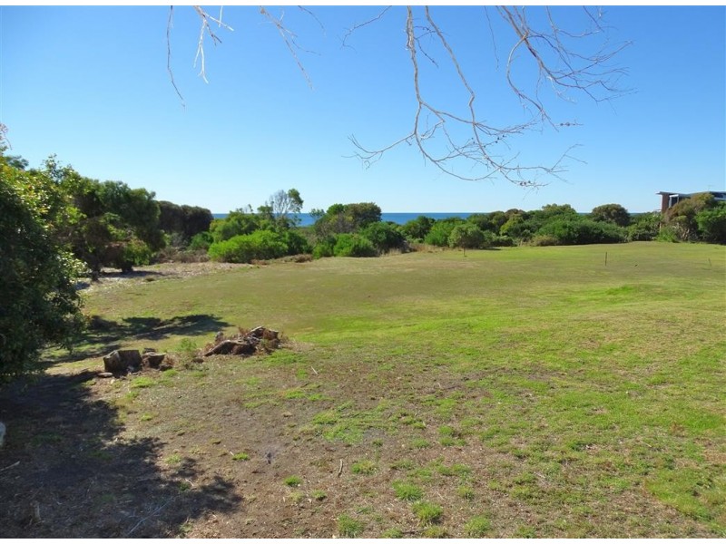 93 Beach Road, Leith TAS 7315