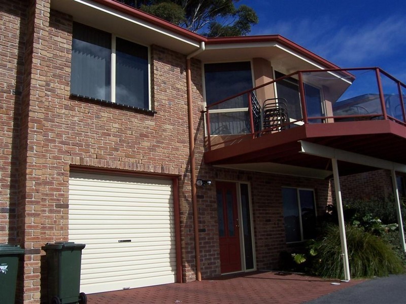 2/16A William Street, Ulverstone TAS 7315