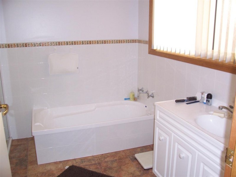 2/16A William Street, Ulverstone TAS 7315