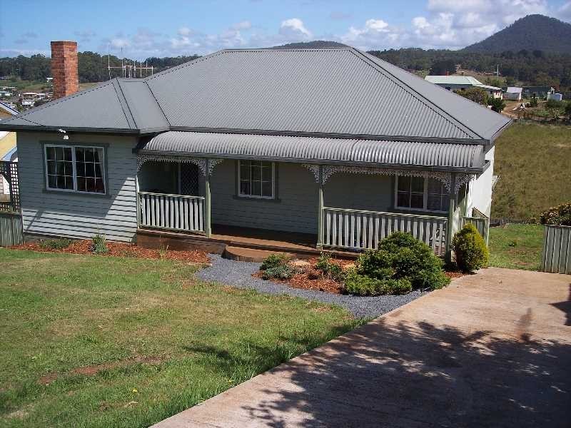 42 Ashwater Crescent, Penguin TAS 7316