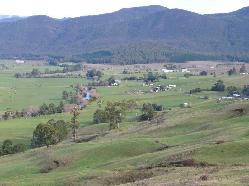 Lowana Road, Gunns Plains TAS 7315
