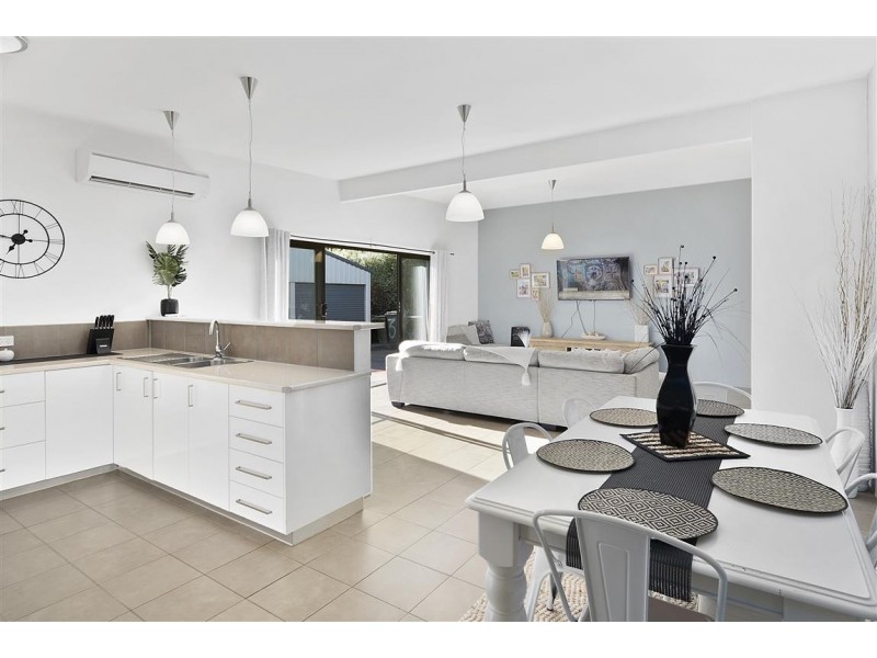 3 Southwood Avenue, Penguin TAS 7316