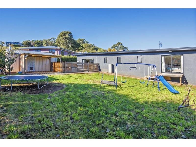 3 Southwood Avenue, Penguin TAS 7316