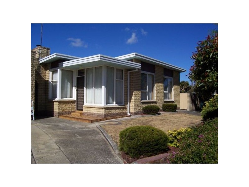 20 PENGUIN ROAD, Ulverstone TAS 7315