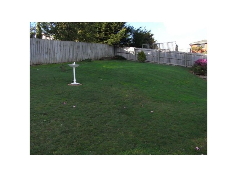 5 South Road, Penguin TAS 7316