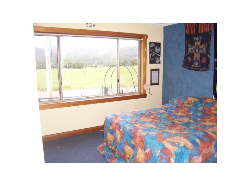 320 Lowanna Road, Gunns Plains TAS 7315