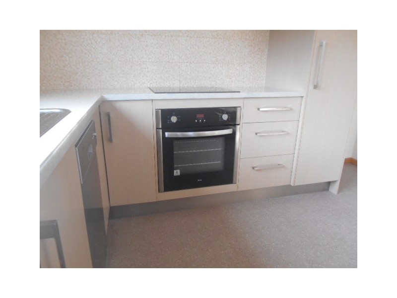 2/22 Lloyd Street, Ulverstone TAS 7315