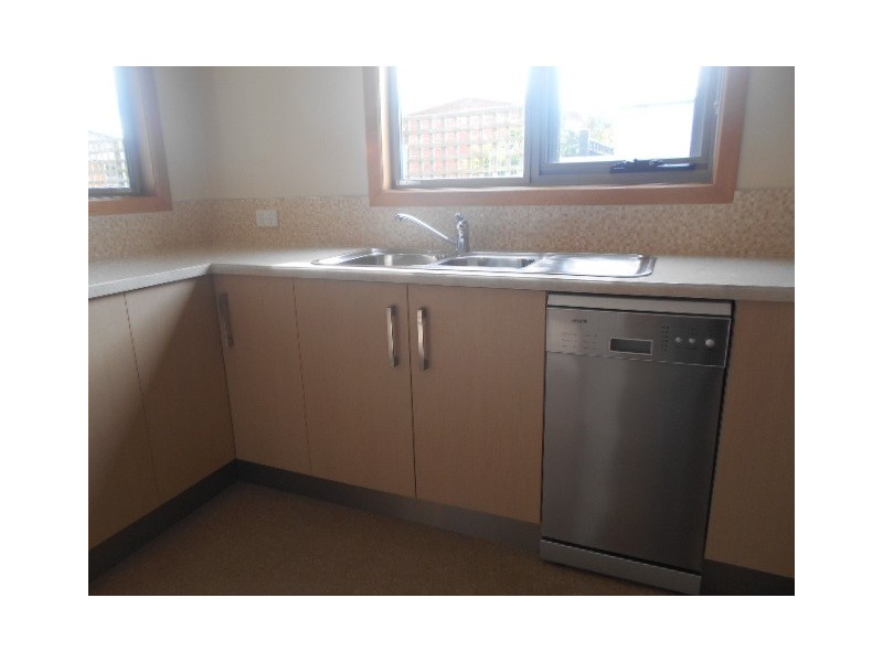 2/22 Lloyd Street, Ulverstone TAS 7315