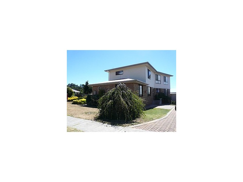 10 JERLING ST, Ulverstone TAS 7315