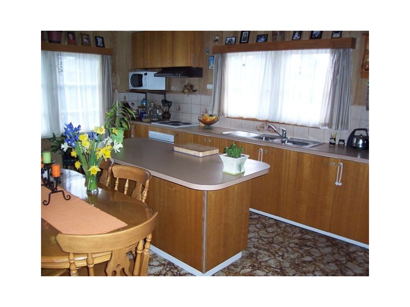 8 SHORT ST, Ulverstone TAS 7315