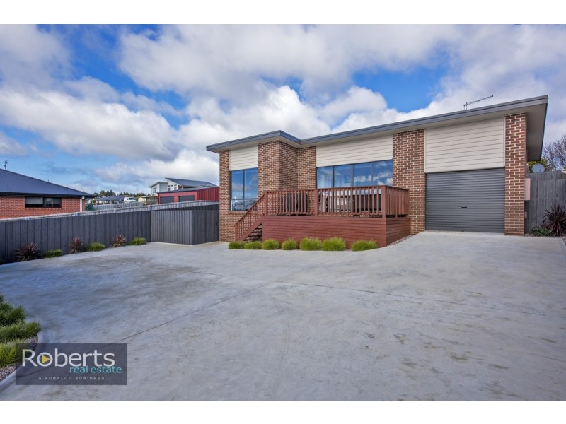 2/8 Hales Street, Penguin TAS 7316