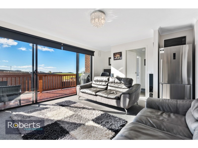 2/8 Hales Street, Penguin TAS 7316