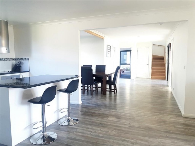 80 South Road, Penguin TAS 7316