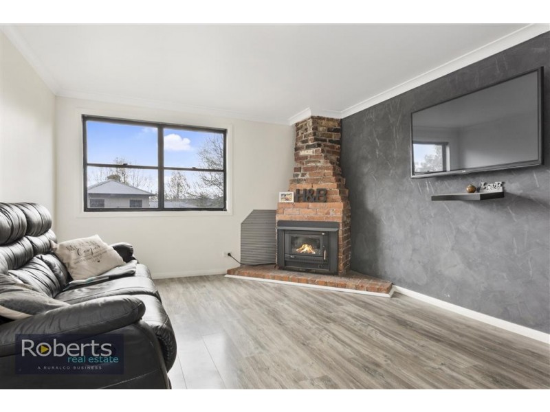 80 South Road, Penguin TAS 7316