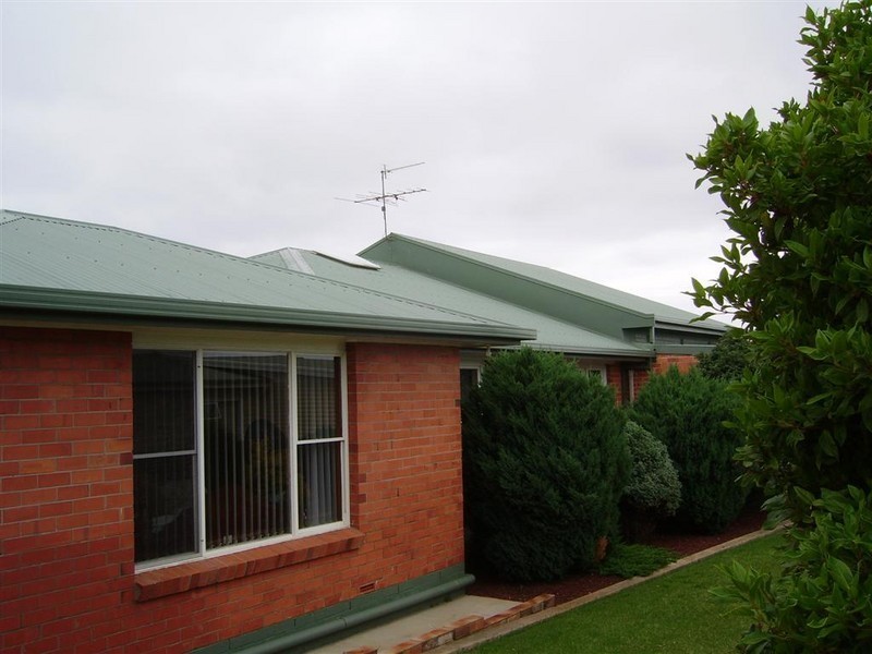 16 Penguin Road, Ulverstone TAS 7315