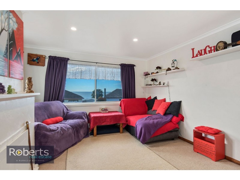 27 Ashwater Crescent, Penguin TAS 7316