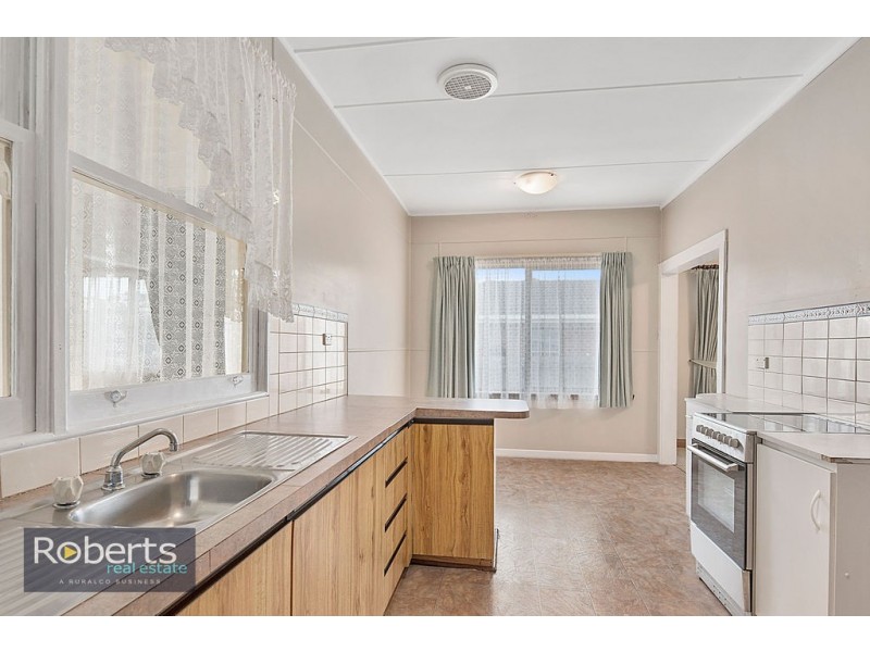 4 Leven Street, Ulverstone TAS 7315