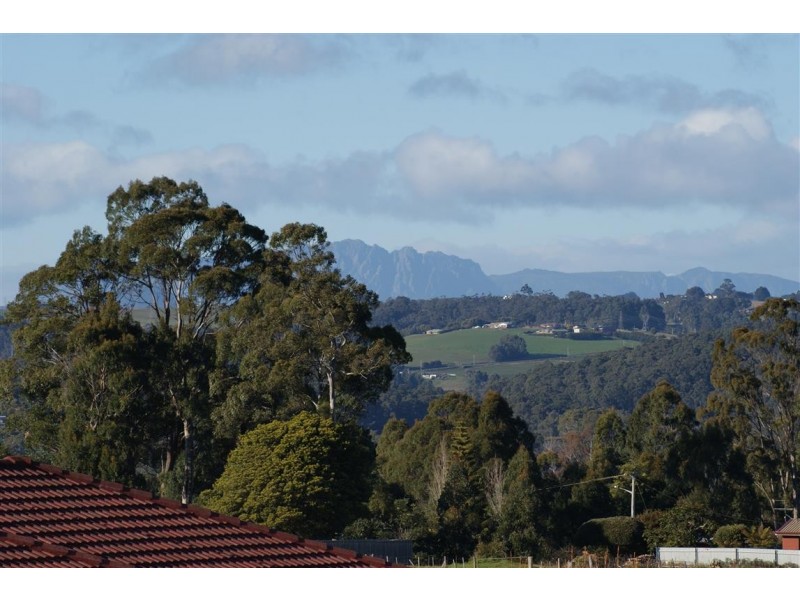150 Upper Maud Street, West Ulverstone TAS 7315