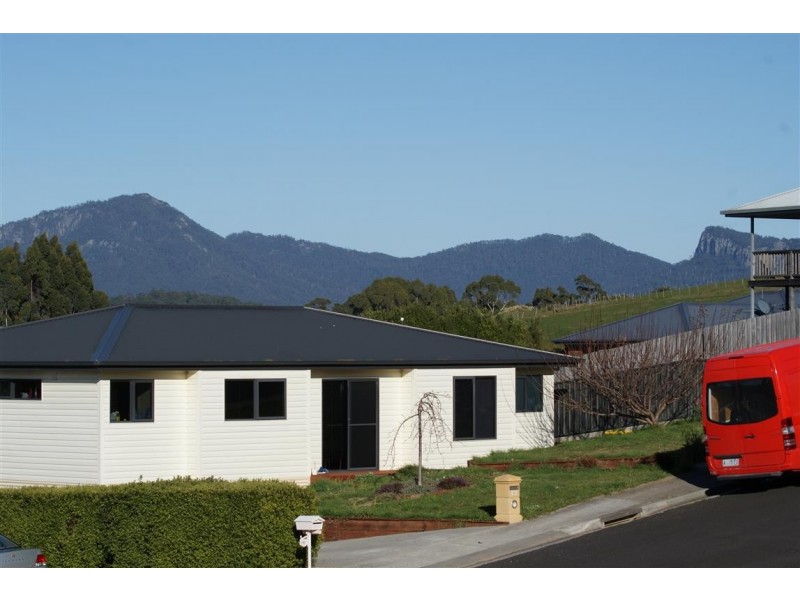 150 Upper Maud Street, West Ulverstone TAS 7315