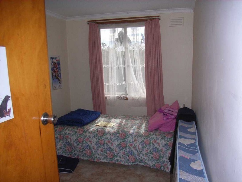 10 Ling Street, Penguin TAS 7316