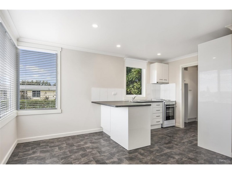 6 Charleston Crescent, Ulverstone TAS 7315