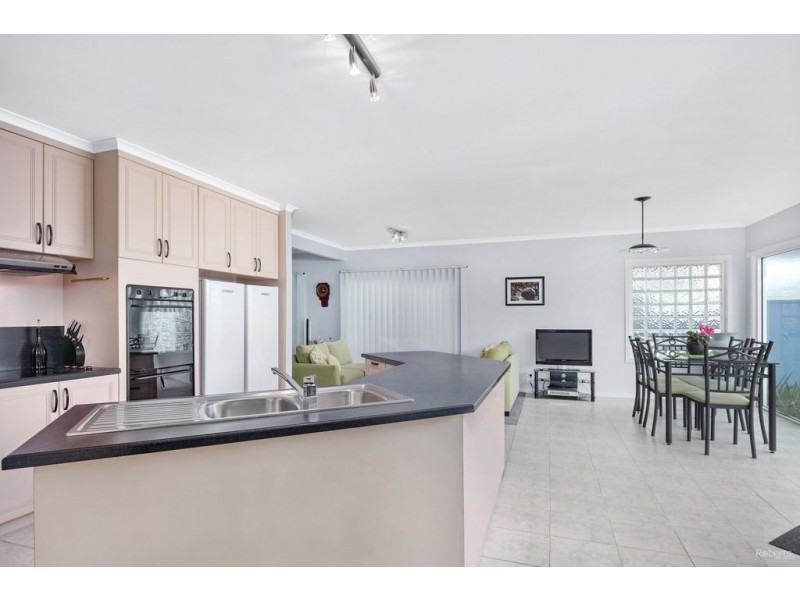 8 Russell Avenue, Ulverstone TAS 7315