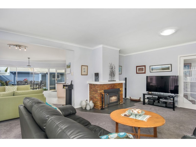 8 Russell Avenue, Ulverstone TAS 7315