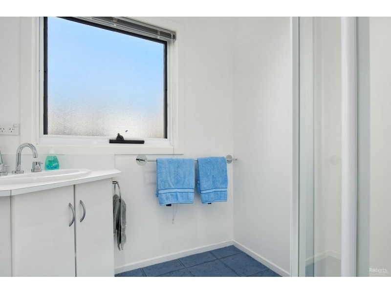 8 Russell Avenue, Ulverstone TAS 7315