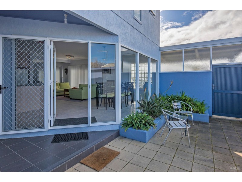 8 Russell Avenue, Ulverstone TAS 7315