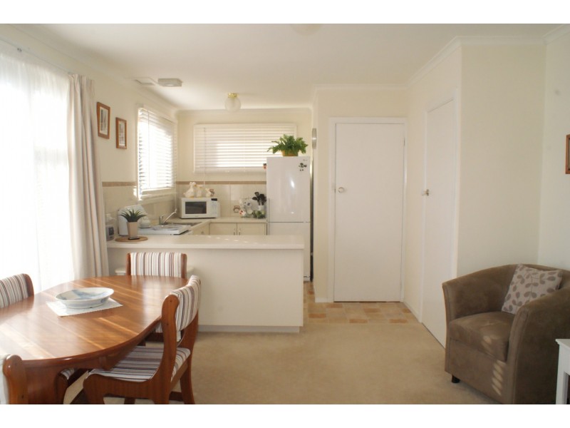 36 South Road, Penguin TAS 7316