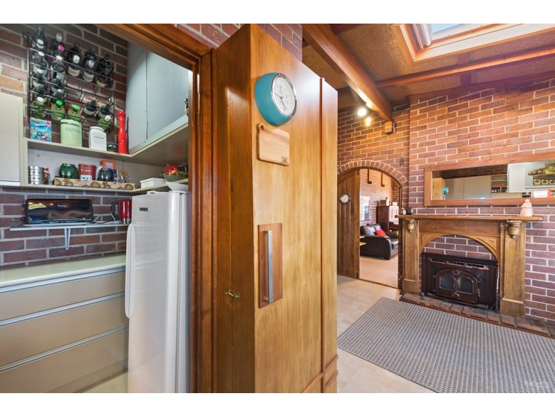 9 Burnett Crescent, West Ulverstone TAS 7315