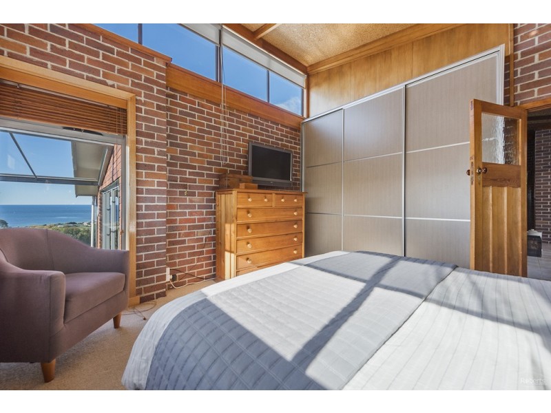 9 Burnett Crescent, West Ulverstone TAS 7315